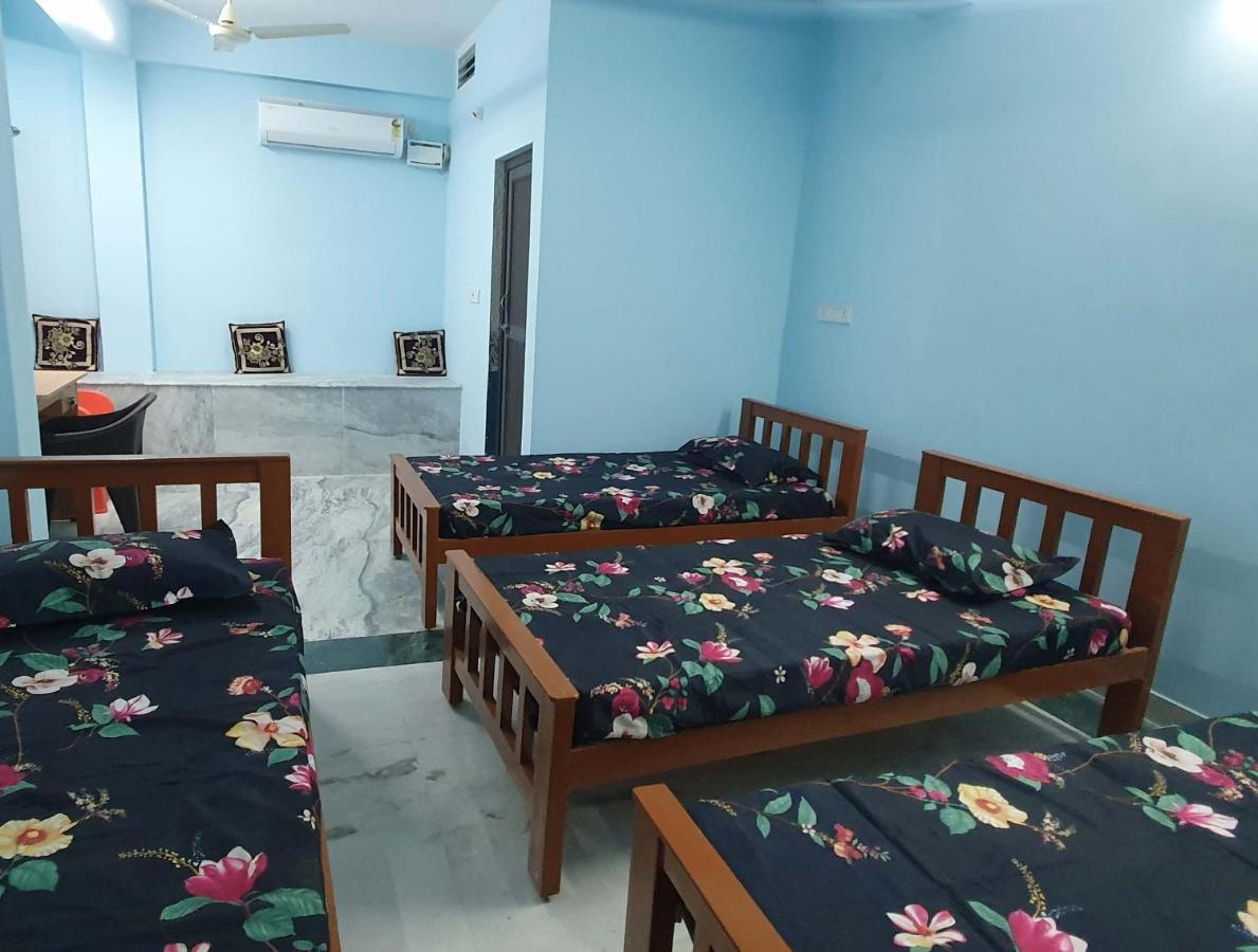 Chambre Quadruple avec Salle de Bains
