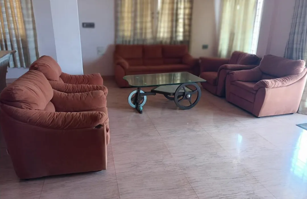 Ecr Beach House Guest House With Swimming Pool-1